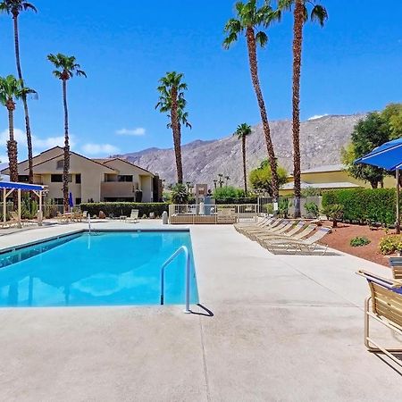 Modern Plaza Villas Oasis Palm Springs Esterno foto